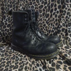 Mens 12 Doc martens 10 eye steel toe leather boots